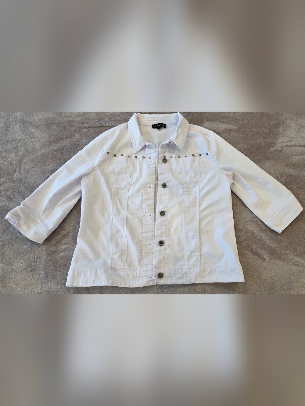 N Touch White Stud-Trim Denim Jacket